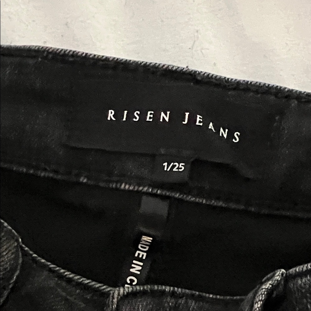 Risen Black Jeans